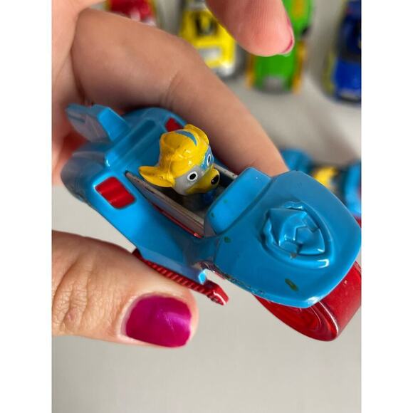 Paw Patrol Diecast Vehicle Car Lot of 7 Twins Marshall Chase Sky, ETC - Picture 4 of 7